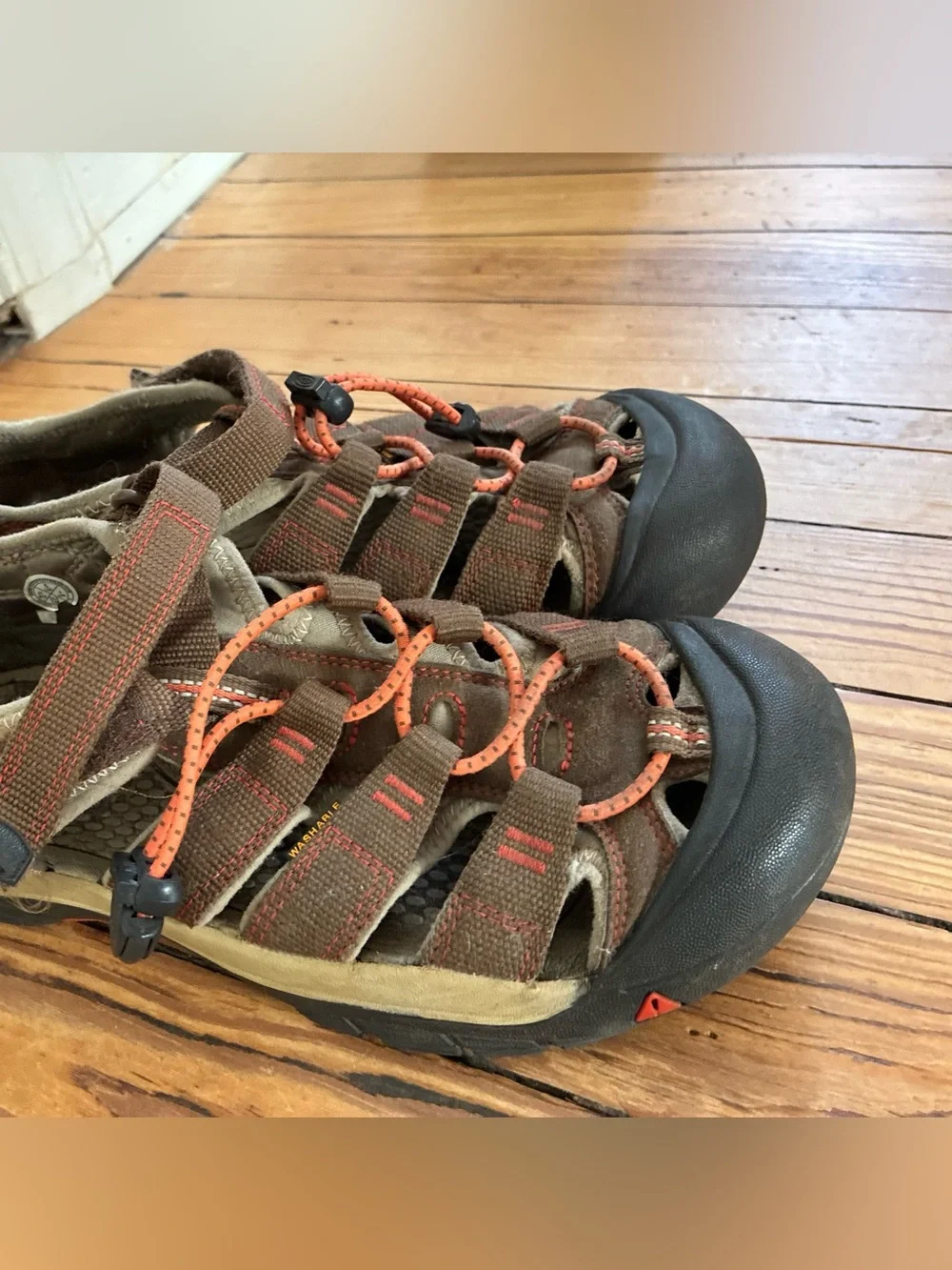 Kids Keen Newport Brown and Orange Outdoor Sandals, size 5